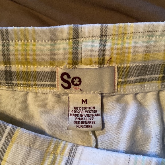 SO: Plaid Boody Shorts- Sz M Juniors - Picture 3 of 4